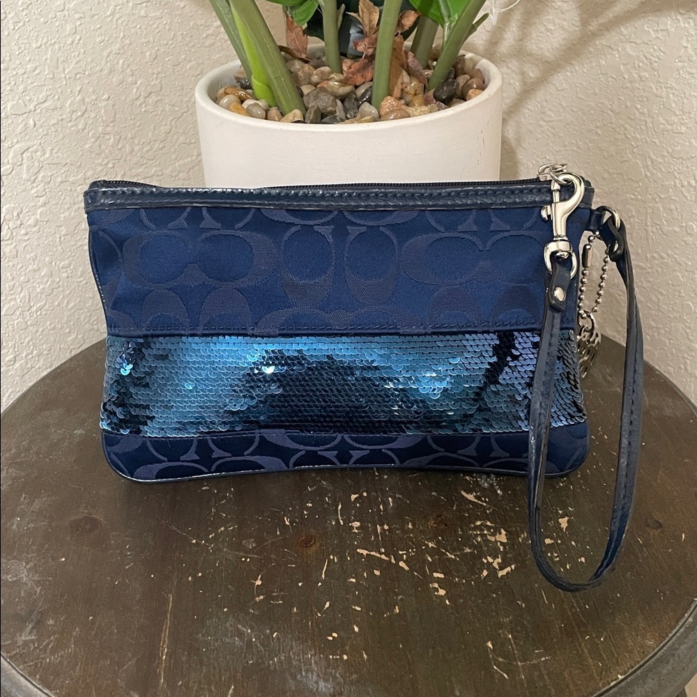 Coach Blue Sequin Signature Wristlet - Picture 2 of 8